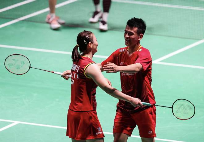 包含马来西亚队横扫中国队，郑思维状态火热的词条