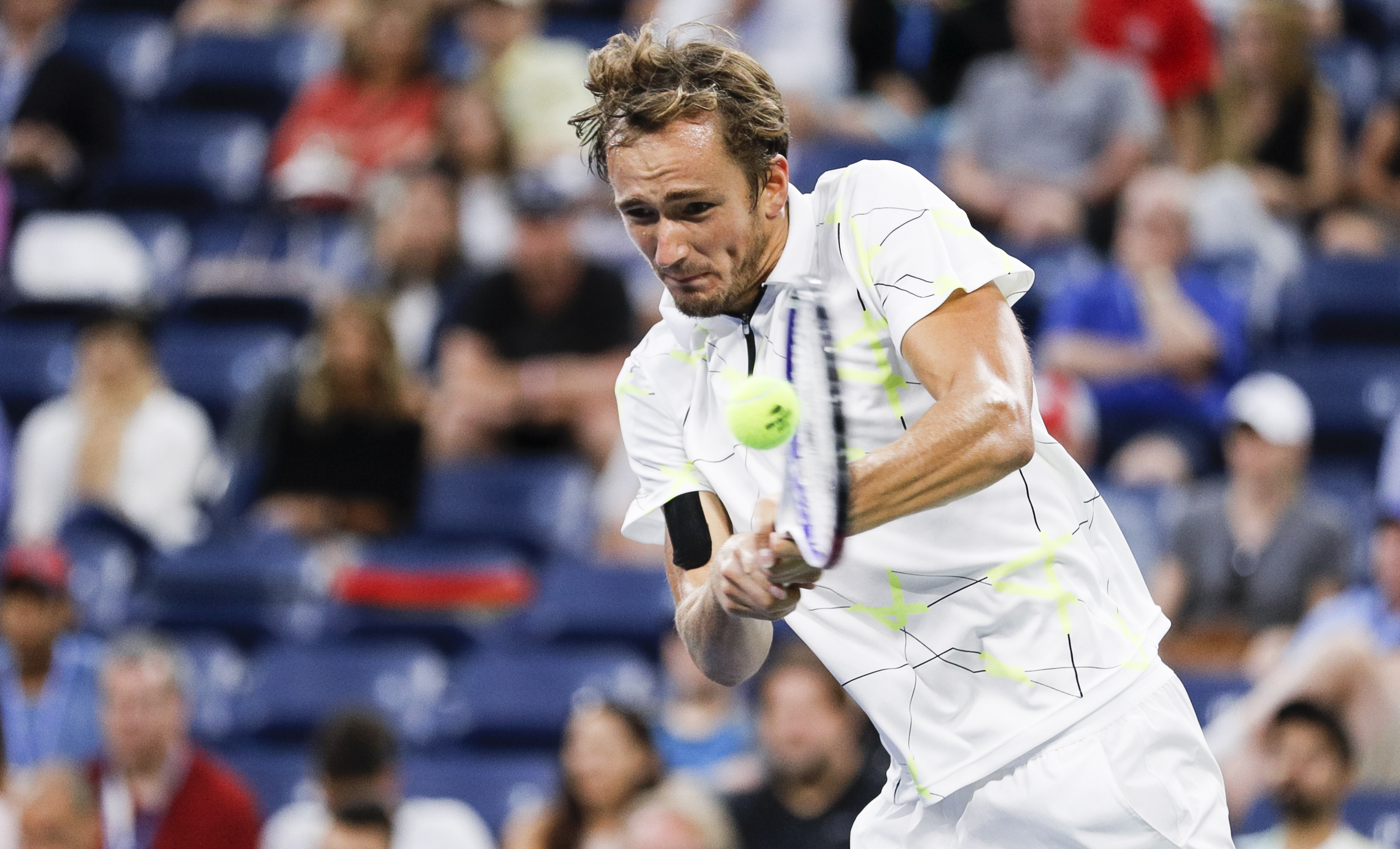 美网轻取法网,梅德韦杰夫统治全场 美网轻取法网,梅德韦杰夫统治全场