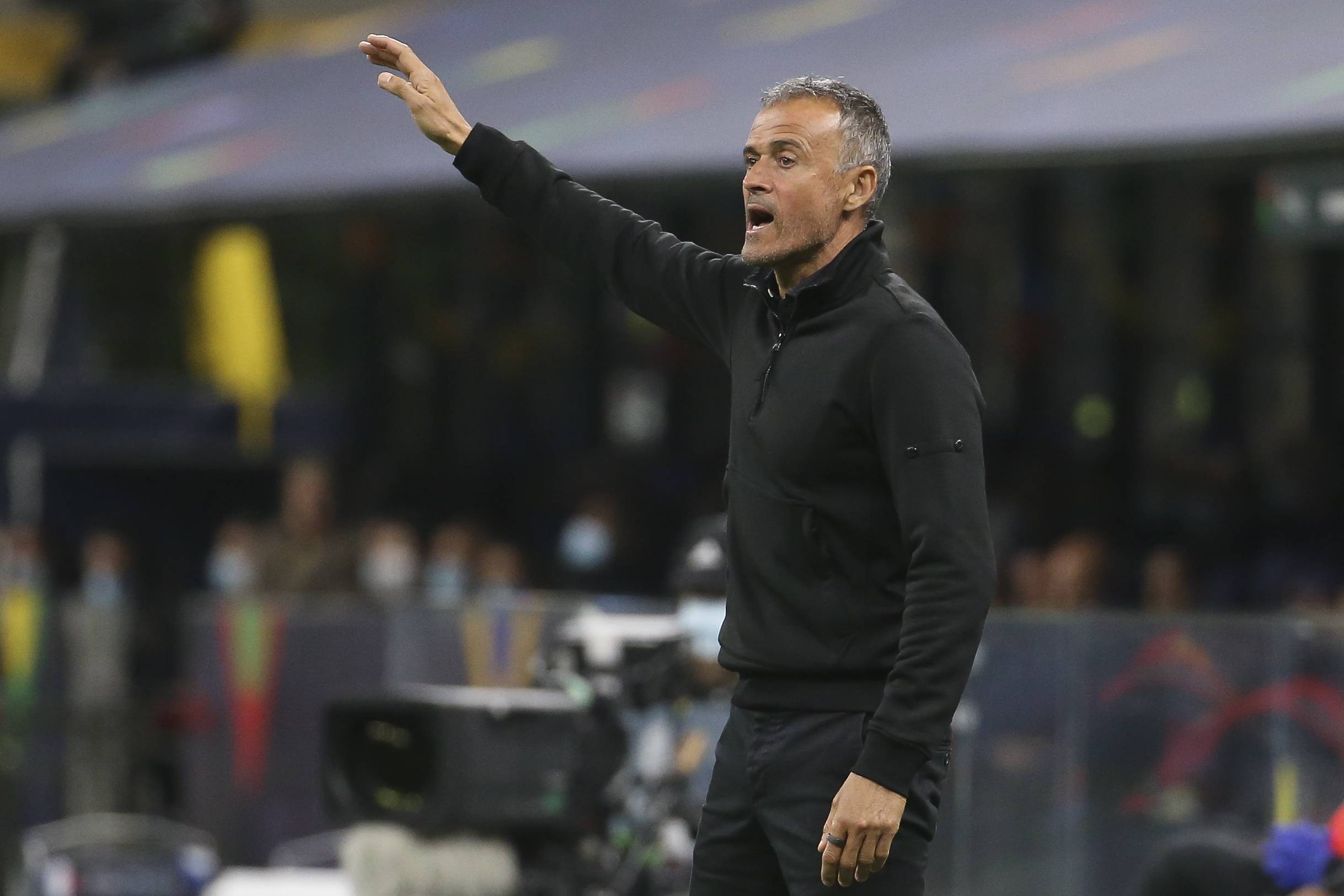 日本队横扫法国队,奥恰洛夫关键制胜 日本队横扫法国队,奥恰洛夫关键制胜