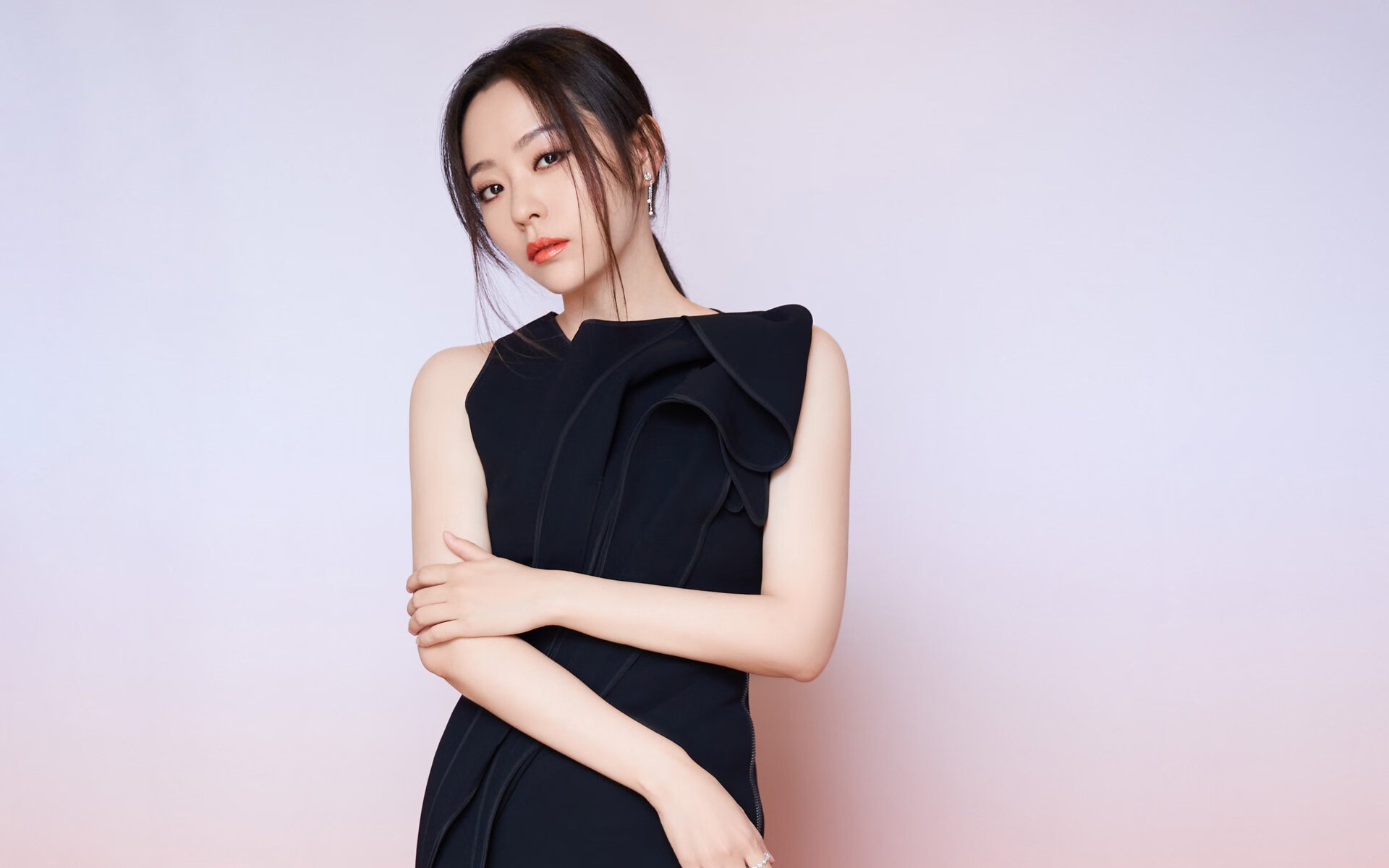 加勒比飓风席卷非洲雄鹰，范戴克临危受命导演牙买加惊天逆转